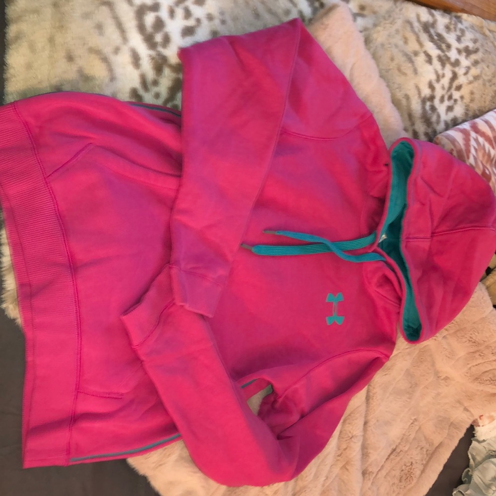 UNDER ARMOR HOODIE NEVER WORN